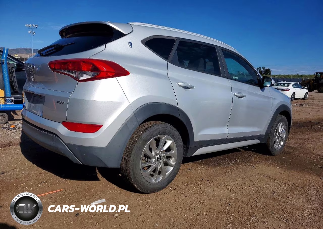 2018 Hyundai Tucson Sel VIN:KM8J3CA43JU627747 - 3