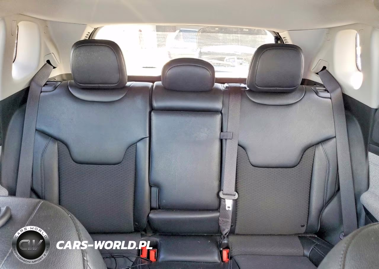 2022 Jeep Compass Latitude VIN:3C4NJDBB3NT133998 - 10