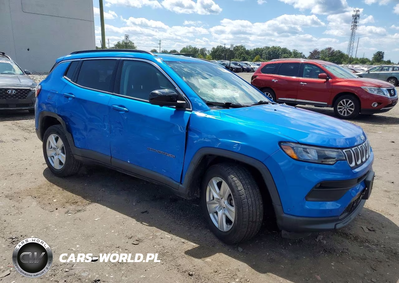 2022 Jeep Compass Latitude VIN:3C4NJDBB3NT133998 - 4