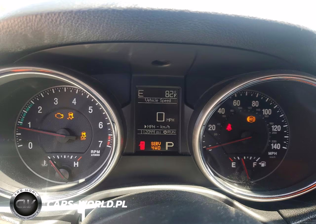 2012 Jeep Grand Cherokee Laredo VIN:1C4RJFAG2CC353846 - 9