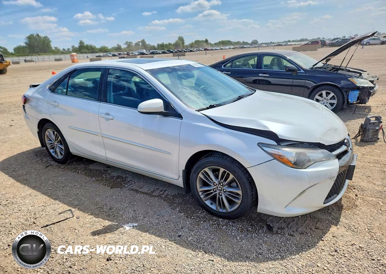 2017 Toyota Camry Se VIN:4T1BF1FK5HU421959 - 4