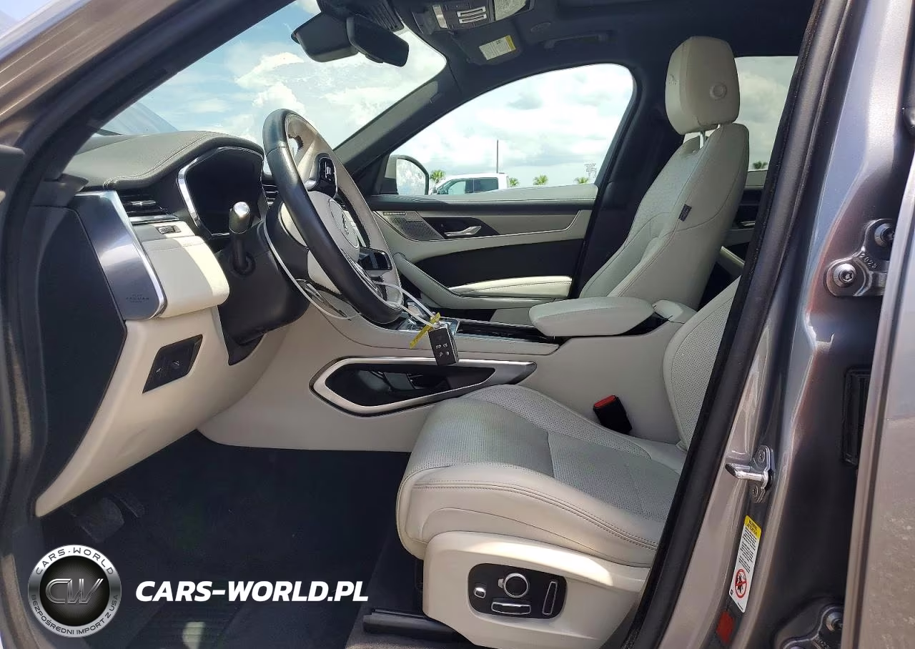 2025 Jaguar F-Pace R-Dynamic S VIN:SADCT2EXXSA743465 - 7