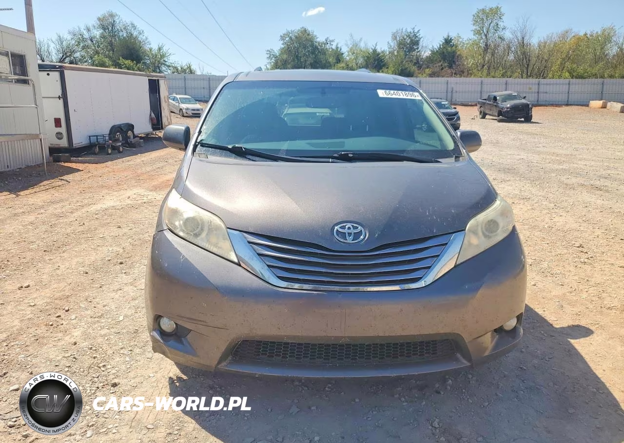 2017 Toyota Sienna Xle 8-Passenger VIN:5TDYZ3DCXHS808315 - 5