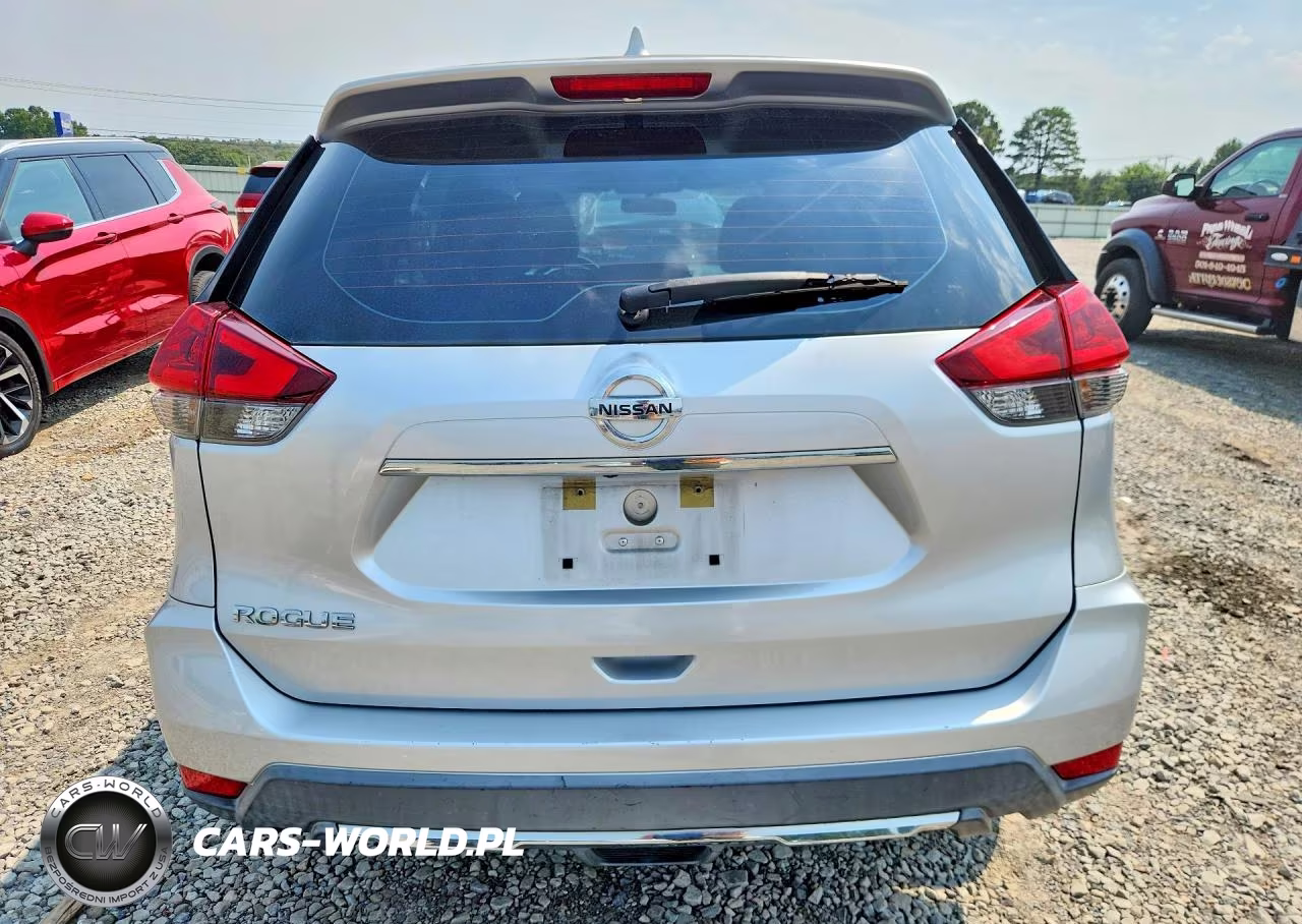 2018 Nissan Rogue S VIN:KNMAT2MTXJP555347 - 6