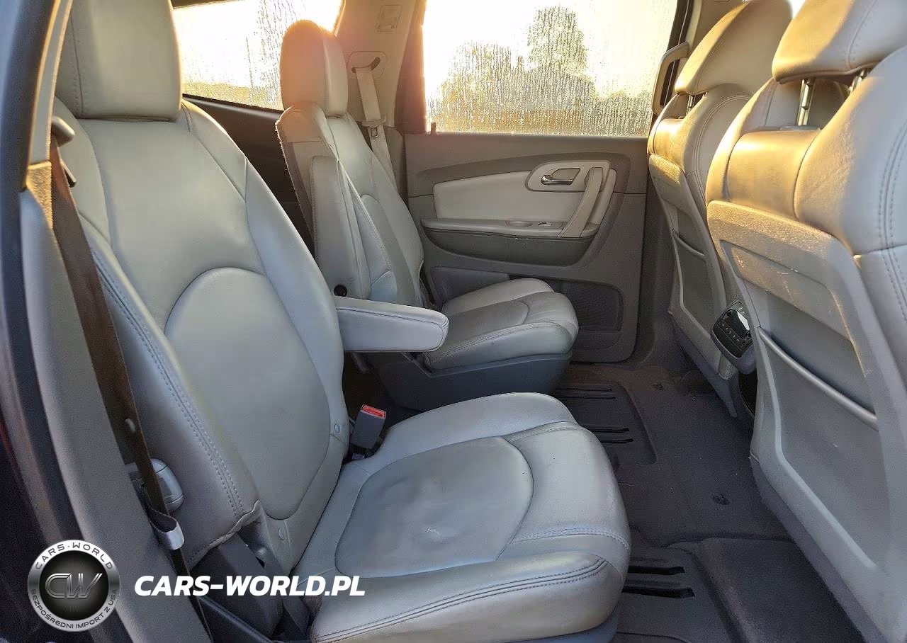 2011 Chevrolet Traverse Lt VIN:1GNKRJED7BJ403896 - 11