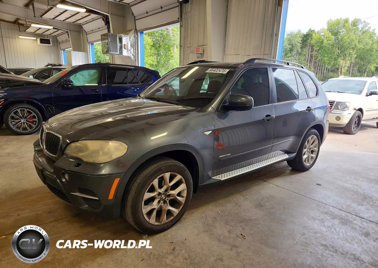 2012 BMW X5 xDrive35I – zdjęcie 1 z 12