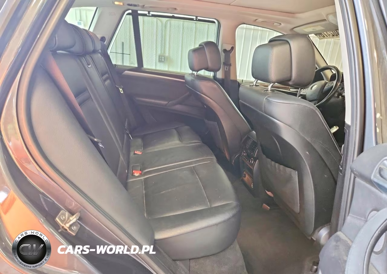 2012 BMW X5 xDrive35I VIN:5UXZV4C57CL753842 - 11