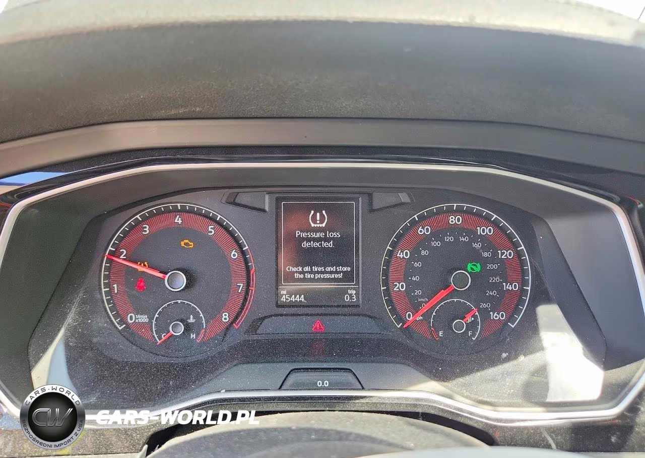 2019 Volkswagen Jetta S VIN:3VWCB7BU0KM248102 - 9