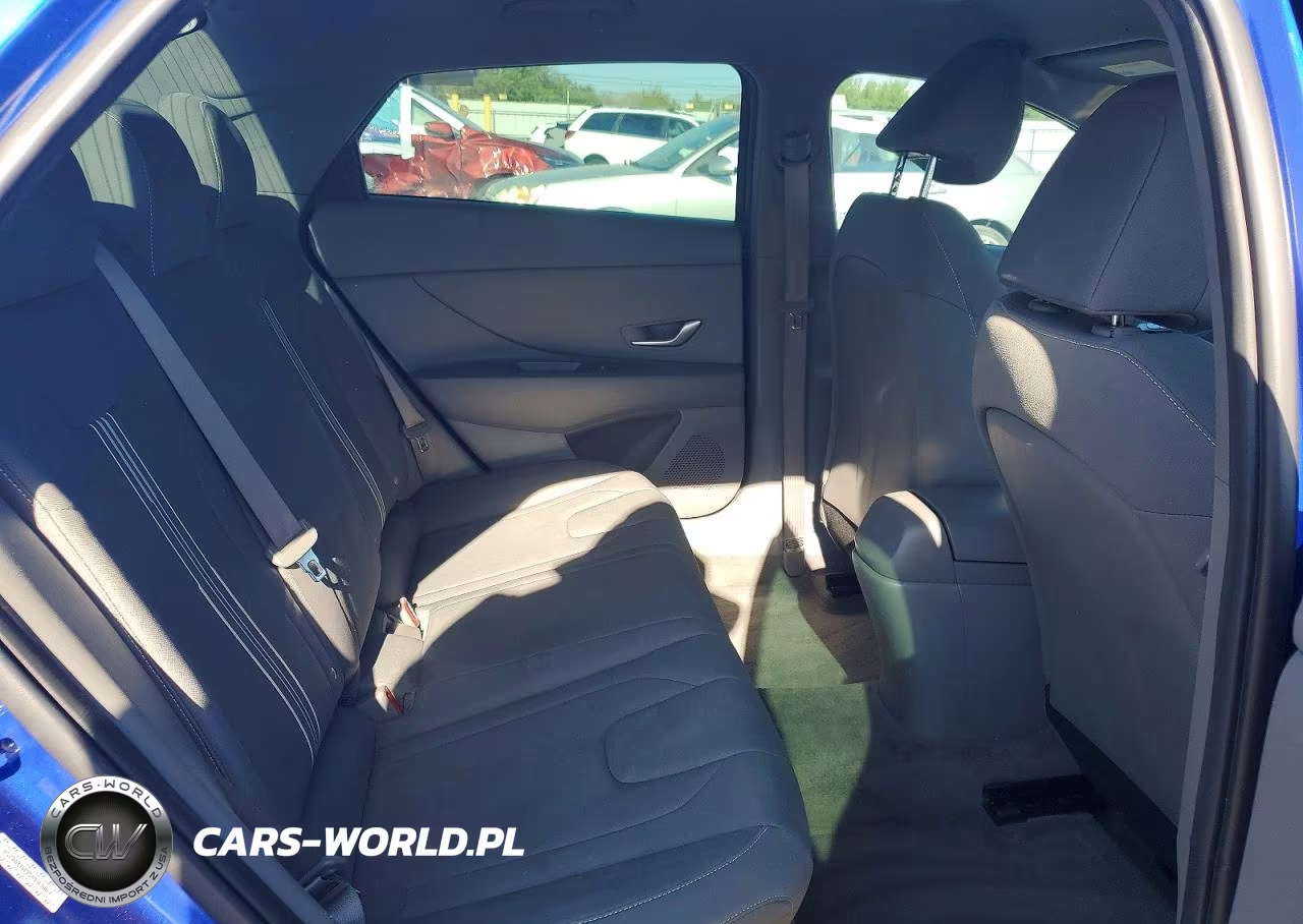 2023 Hyundai Elantra Sel VIN:KMHLM4AG6PU488258 - 10