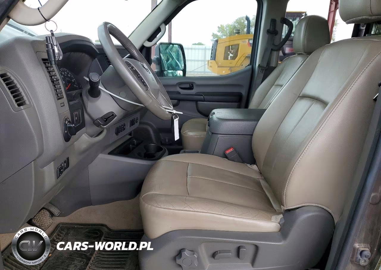 2014 Nissan Nv VIN:5BZAF0AA9EN161600 - 7