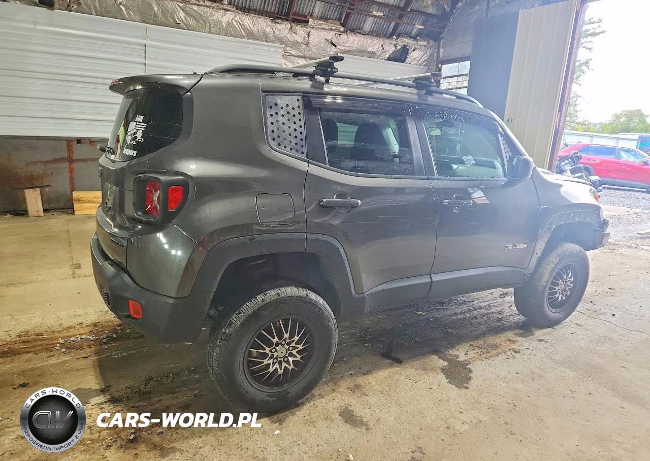 2017 Jeep Renegade Sport VIN:ZACCJBAB7HPG64050 - 3