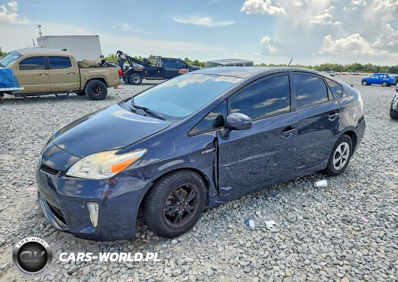 2014 Toyota Prius Two – zdjęcie 1 z 12