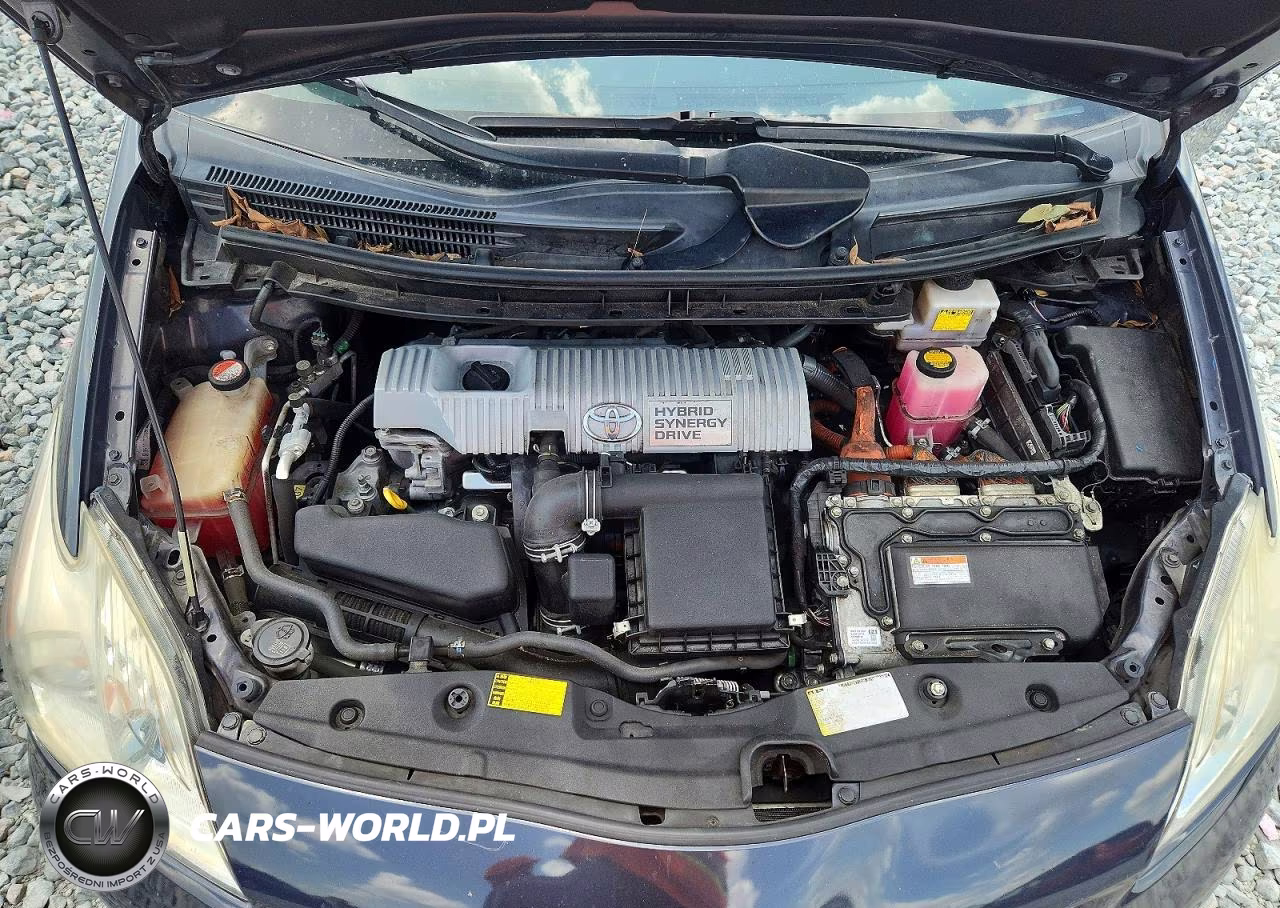 2014 Toyota Prius Two VIN:JTDKN3DU4E0368018 - 11