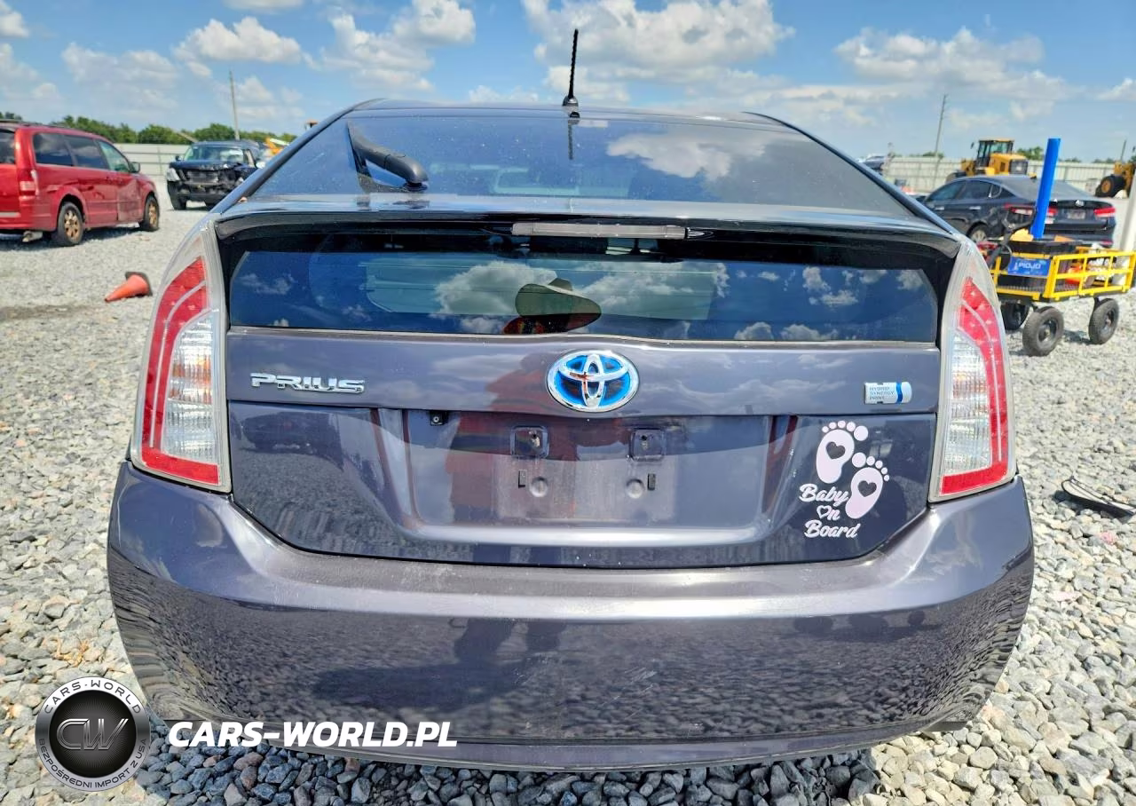2014 Toyota Prius Two VIN:JTDKN3DU4E0368018 - 6
