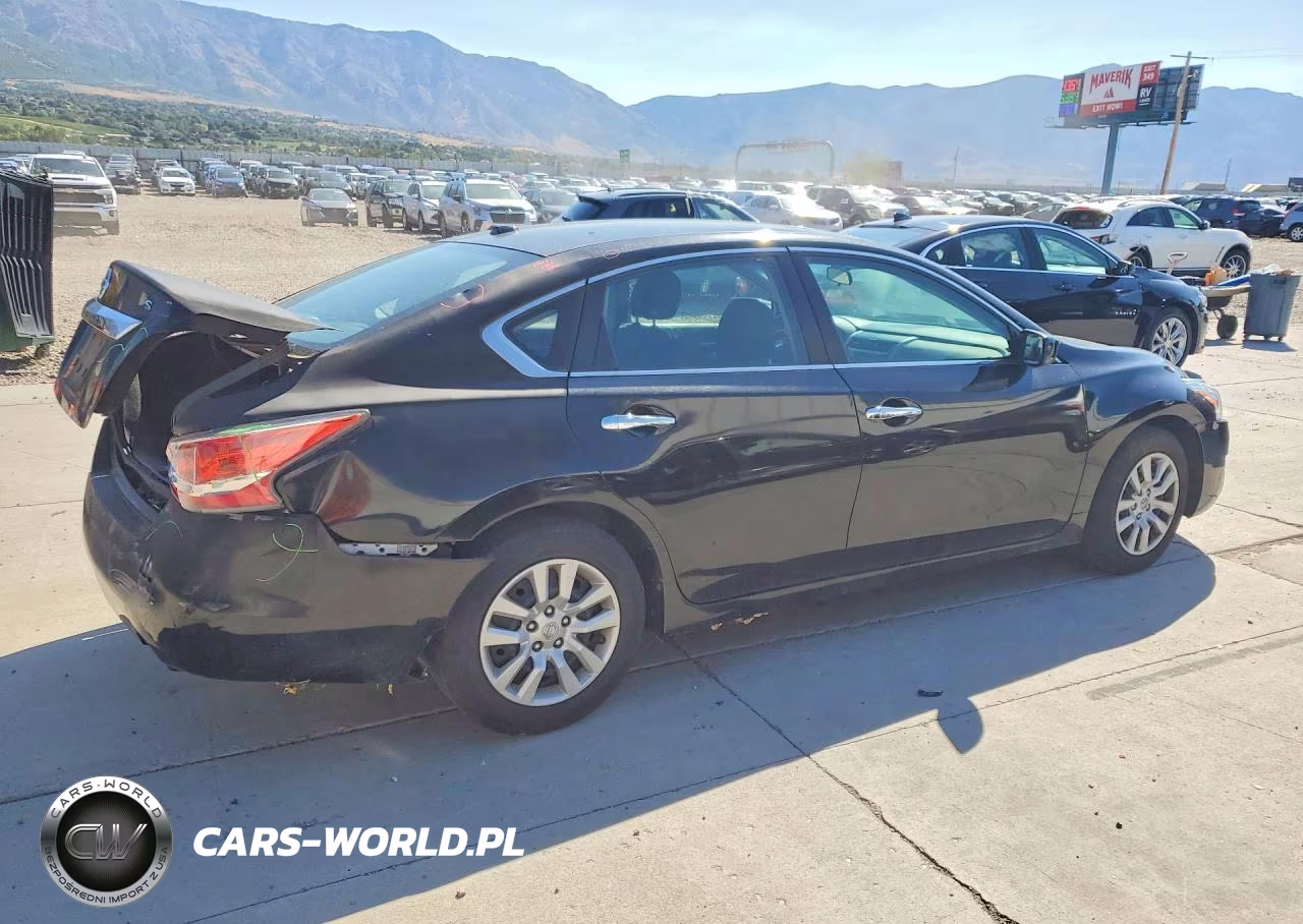 2015 Nissan Altima 2.5 S VIN:1N4AL3AP7FC125003 - 3