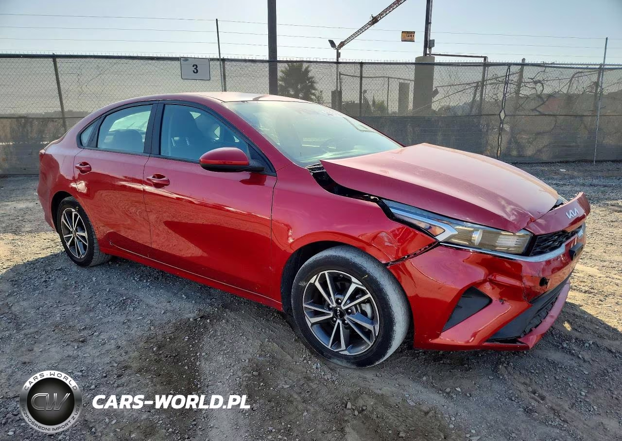 2022 Kia Forte Lxs VIN:3KPF24AD0NE466538 - 4