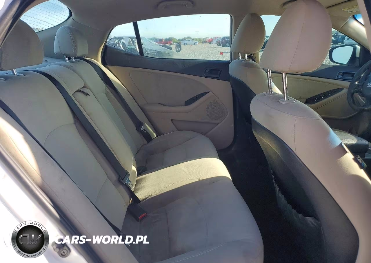 2015 Kia Optima Lx VIN:5XXGM4A72FG393075 - 10