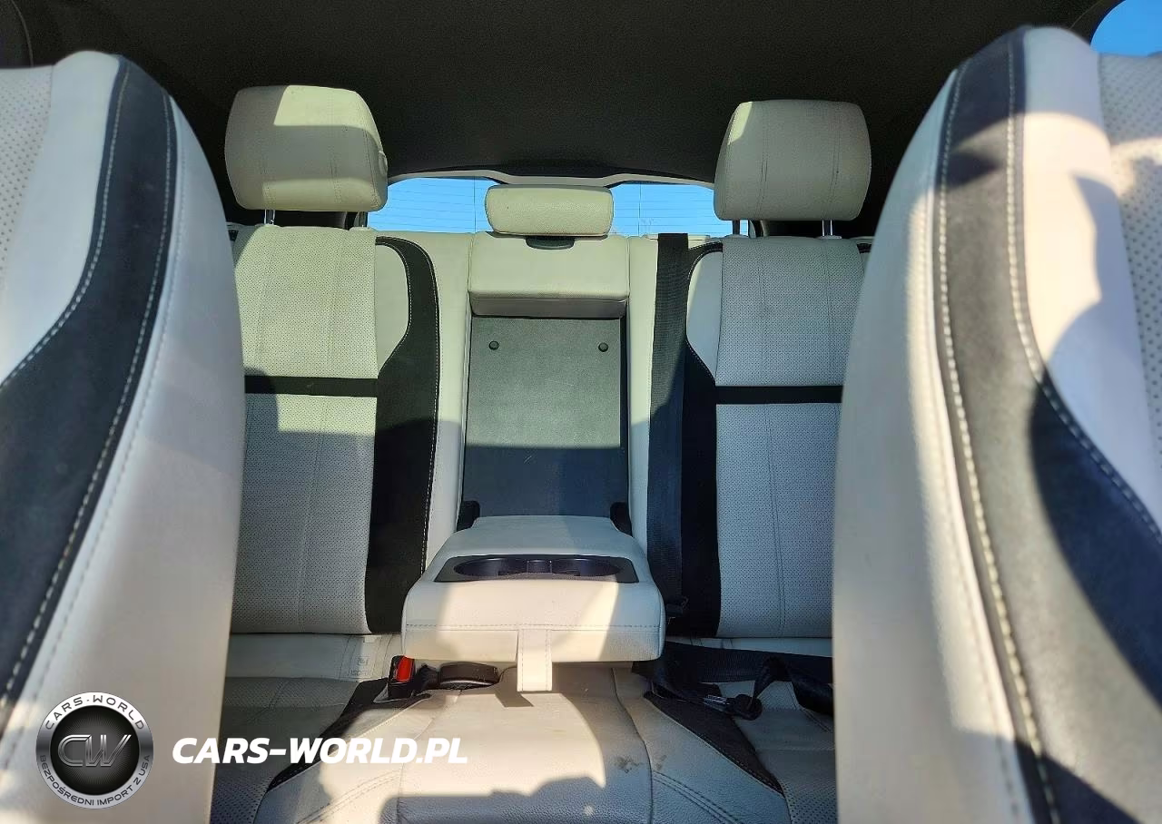 2020 Land Rover Range Rover Velar R-Dynamic S VIN:SALYK2EX7LA256299 - 10