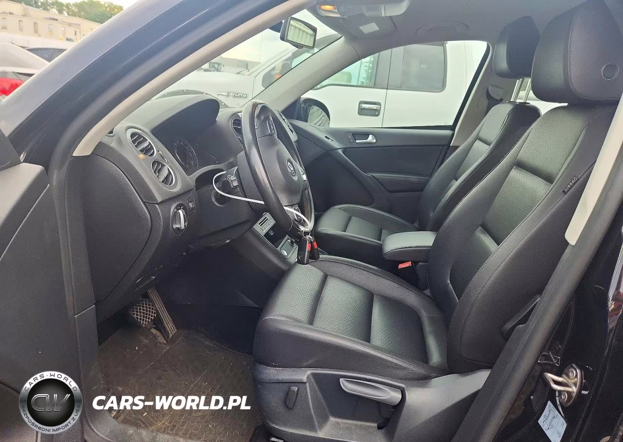 2016 Volkswagen Tiguan S VIN:WVGBV7AX5GW617167 - 7