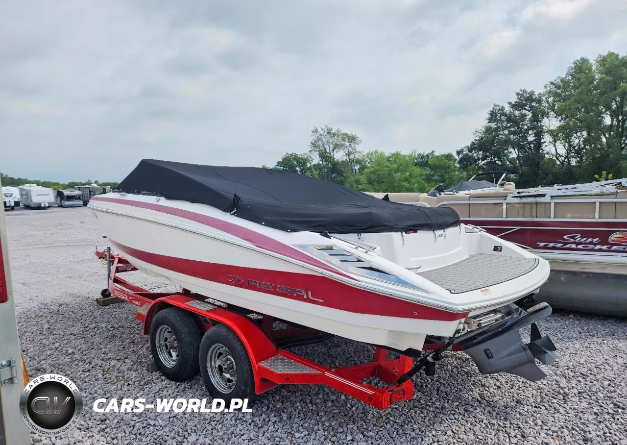 2014 Regal Boat VIN:RGMCC045F314 - 4
