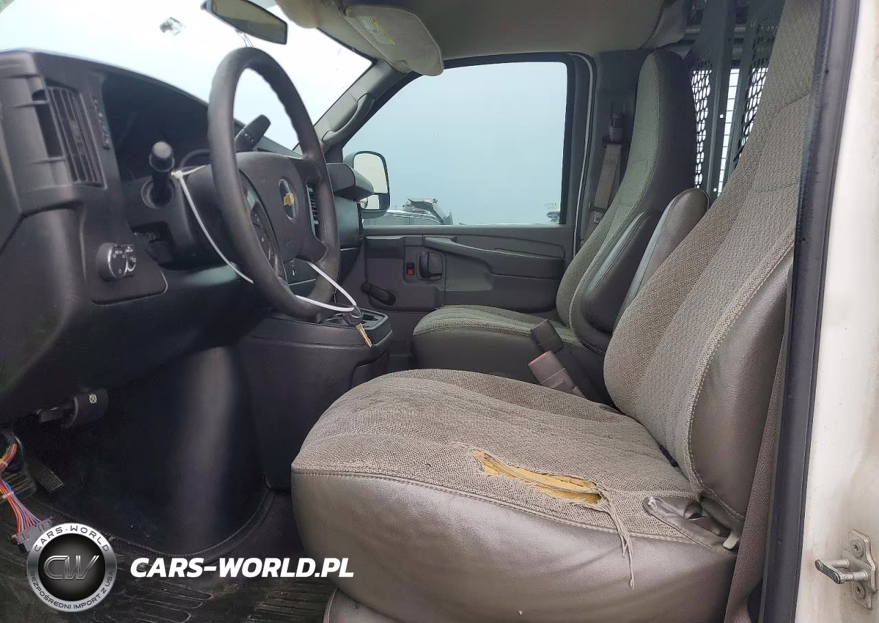 2010 Chevrolet Express G2500 VIN:1GCZGFBA6A1182391 - 7