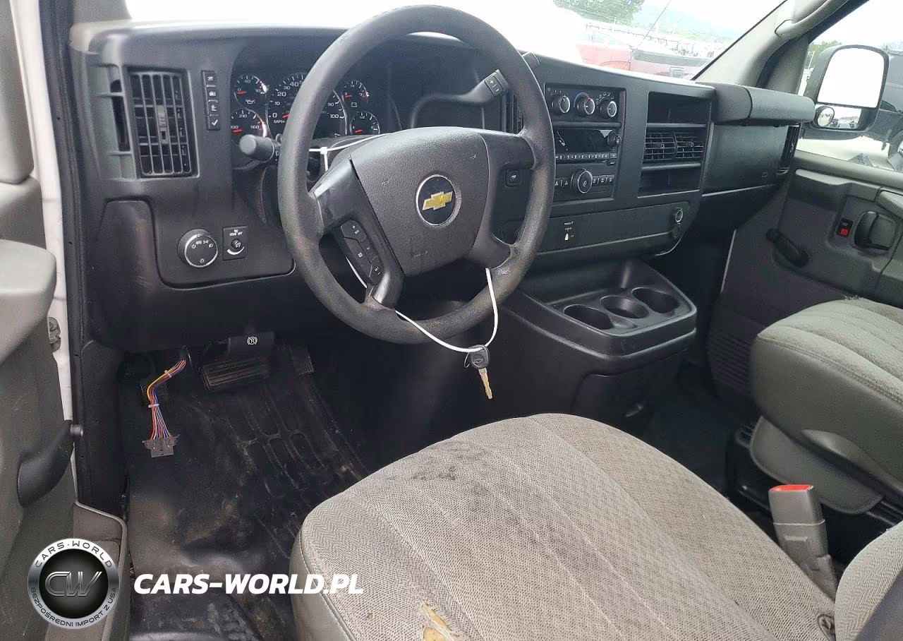 2010 Chevrolet Express G2500 VIN:1GCZGFBA6A1182391 - 8