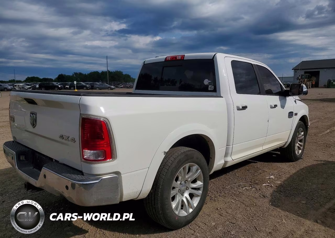 2013 Ram 1500 Longhorn VIN:1C6RR7PT5DS561737 - 3