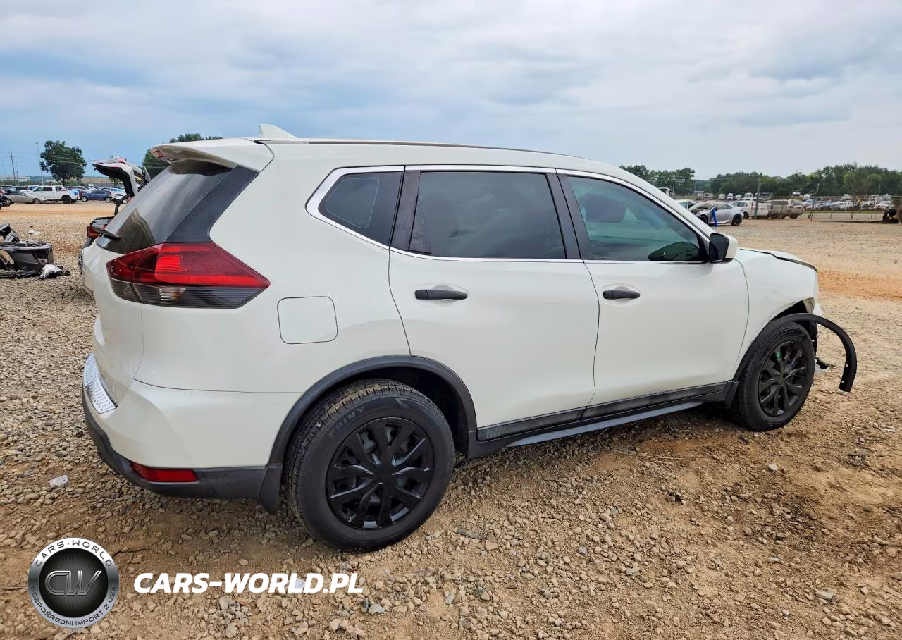 2018 Nissan Rogue S VIN:5N1AT2MT1JC713271 - 3