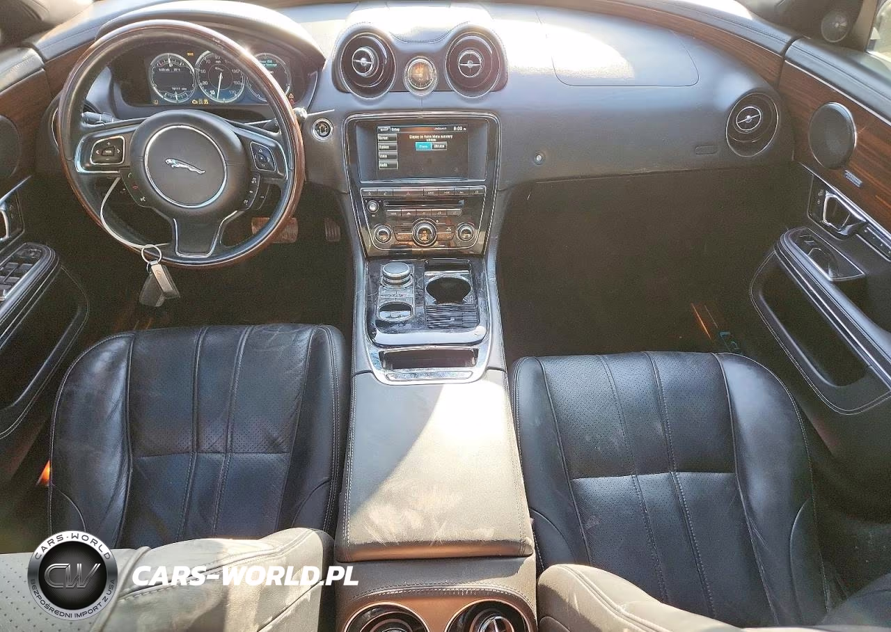 2015 Jaguar Xj Supercharged VIN:SAJWA1GT0FMV82553 - 8