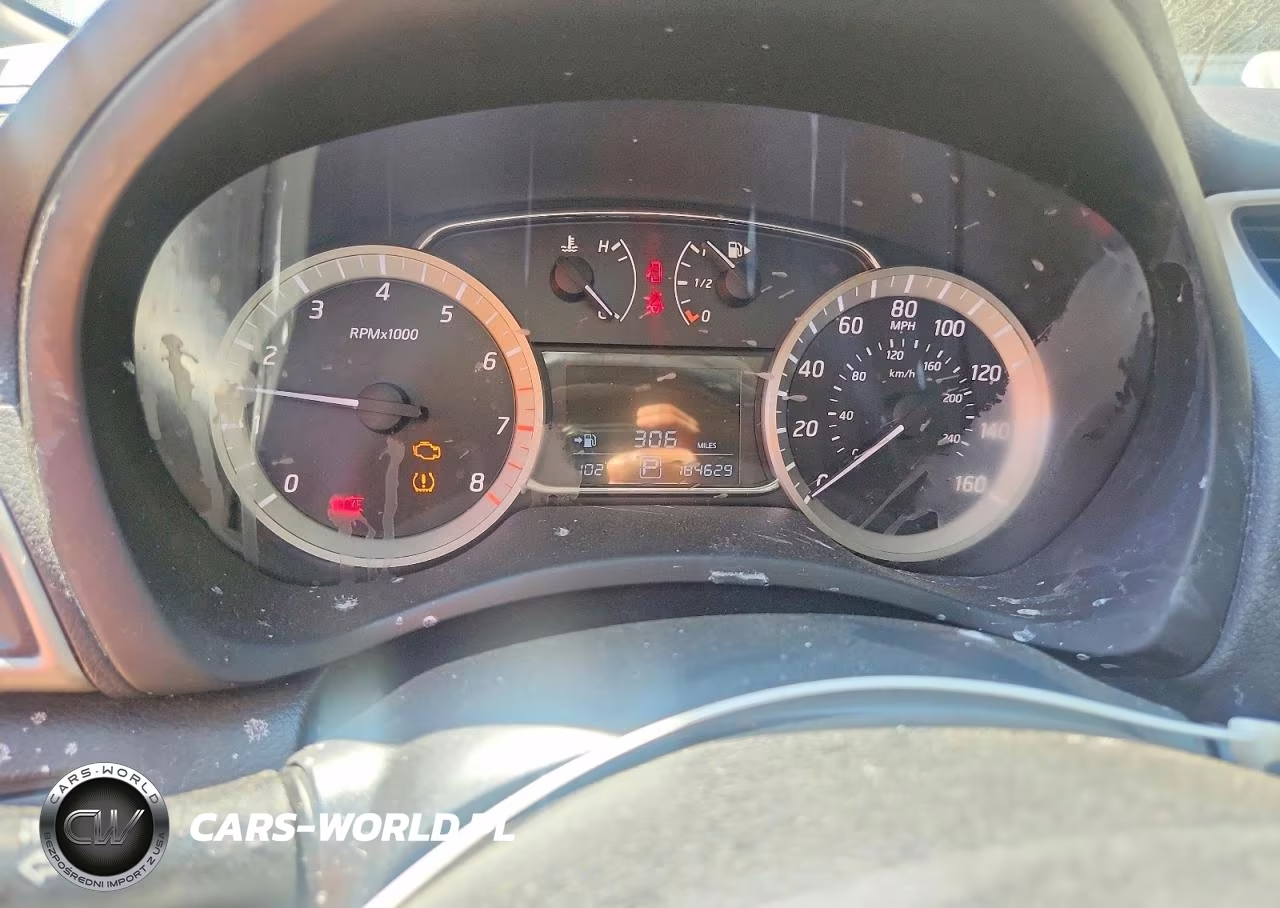 2015 Nissan Sentra Sr VIN:3N1AB7AP4FY235425 - 9