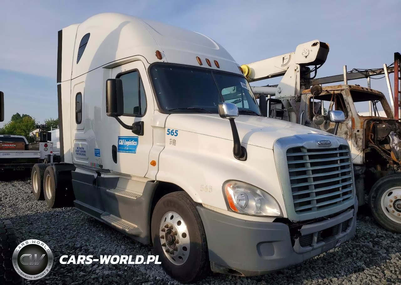 2014 Freightliner Cascadia Semi Truck VIN:3AKJGLBG5ESFL8565 - 4