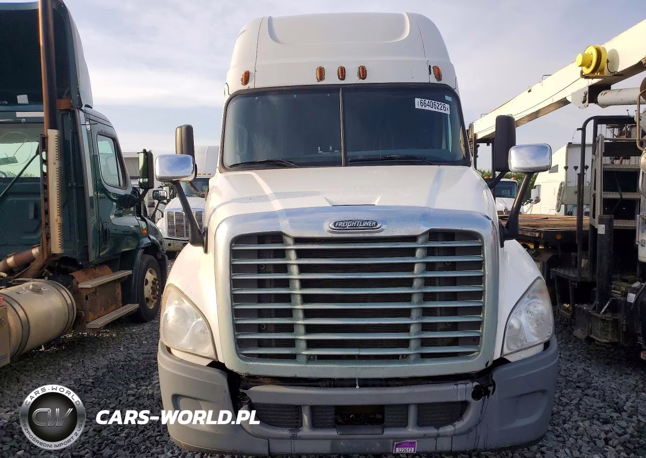 2014 Freightliner Cascadia Semi Truck VIN:3AKJGLBG5ESFL8565 - 5