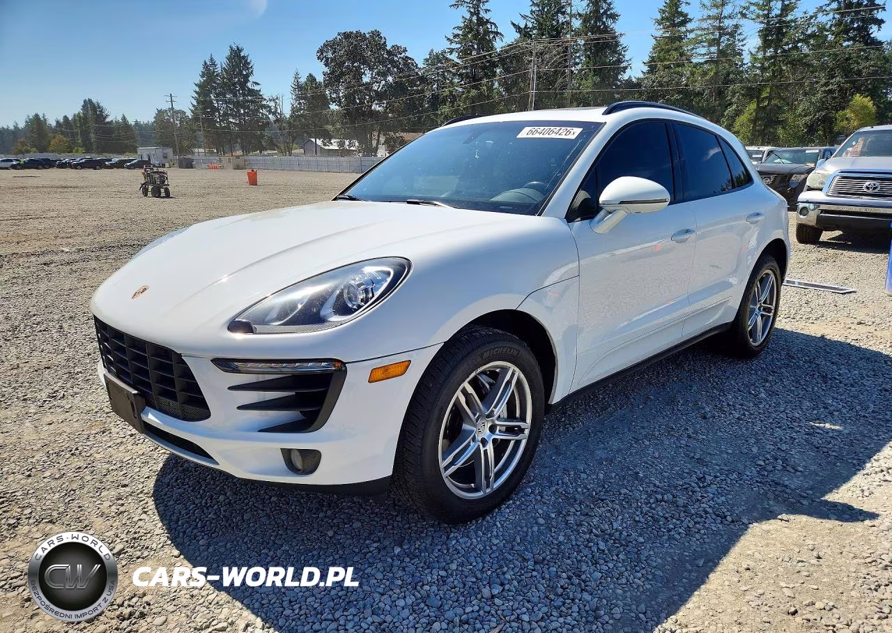 2016 Porsche Macan S
