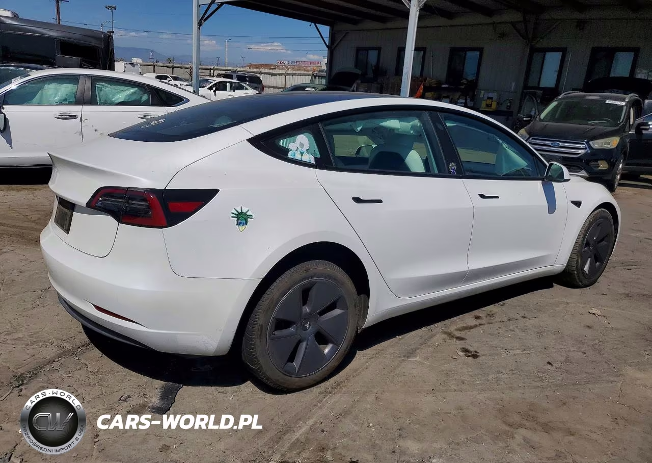 2023 Tesla Model 3 VIN:5YJ3E1EA3PF513227 - 3