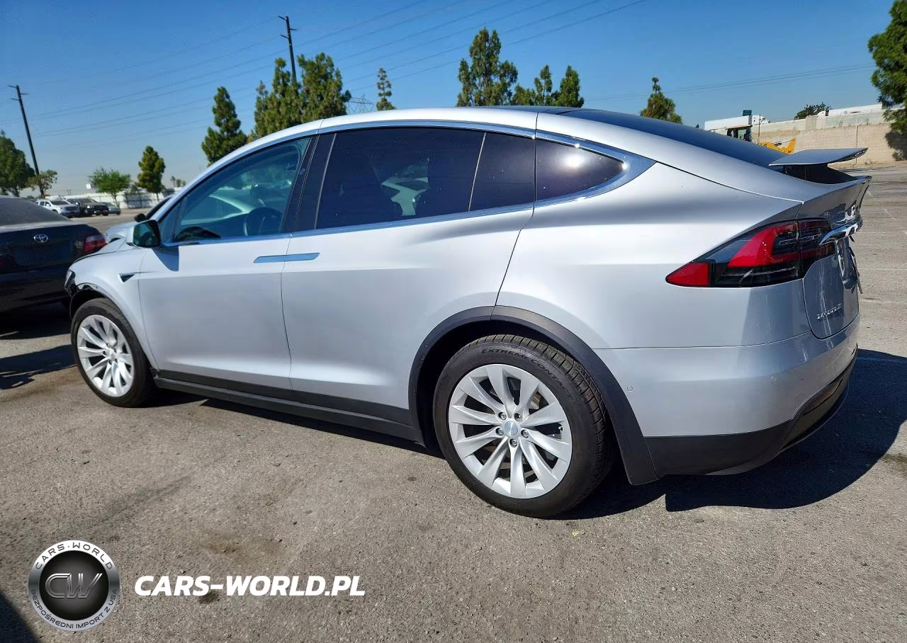 2017 Tesla Model X VIN:5YJXCBE23HF058046 - 2