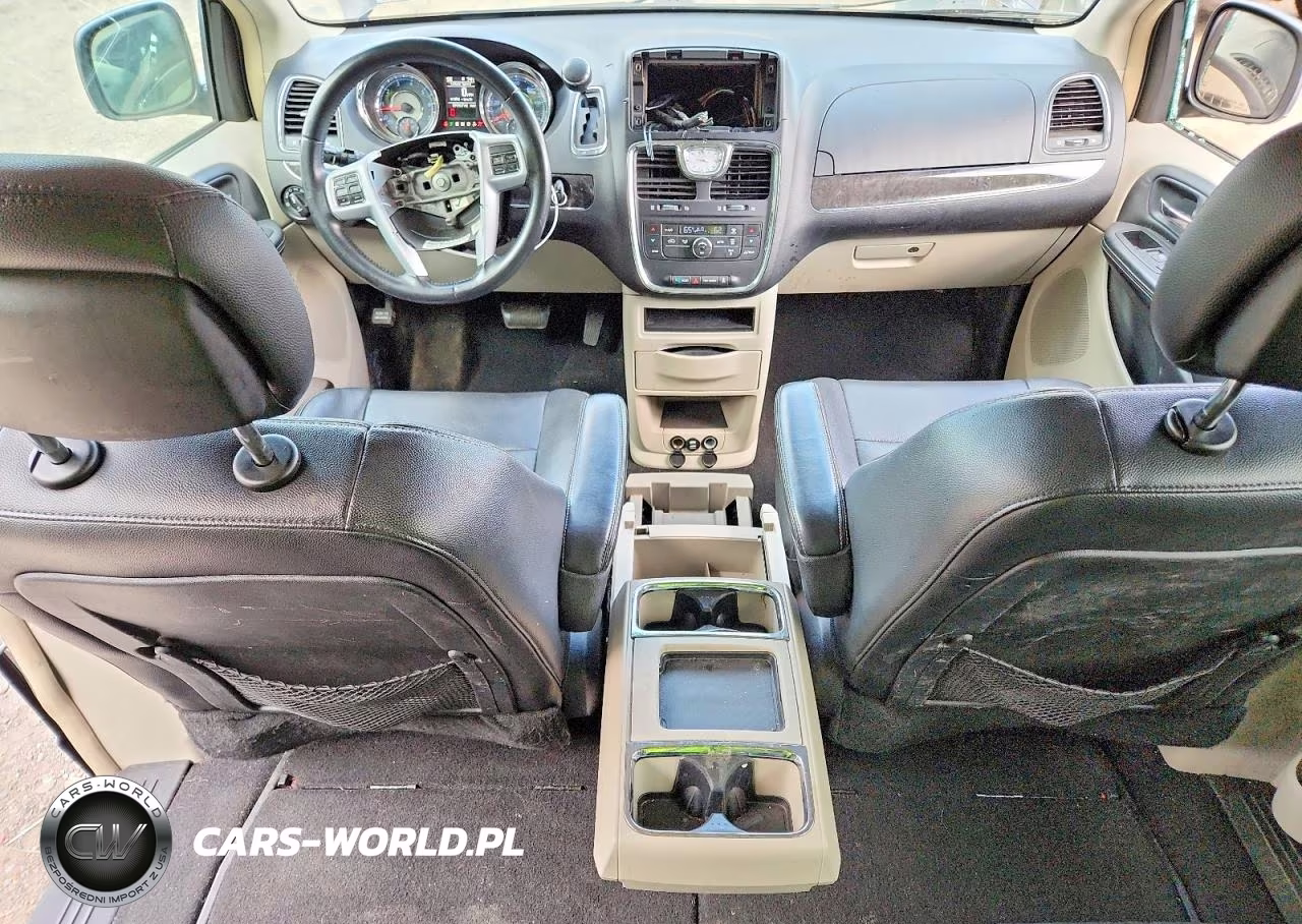 2014 Chrysler Town & Country Touring VIN:2C4RC1BG0ER207208 - 8