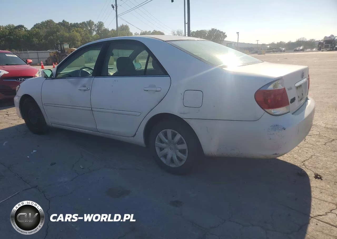 2005 Toyota Camry Le VIN:4T1BE32K05U637007 - 2