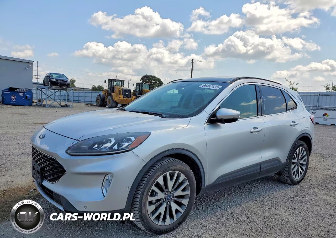 2020 Ford Escape Titanium