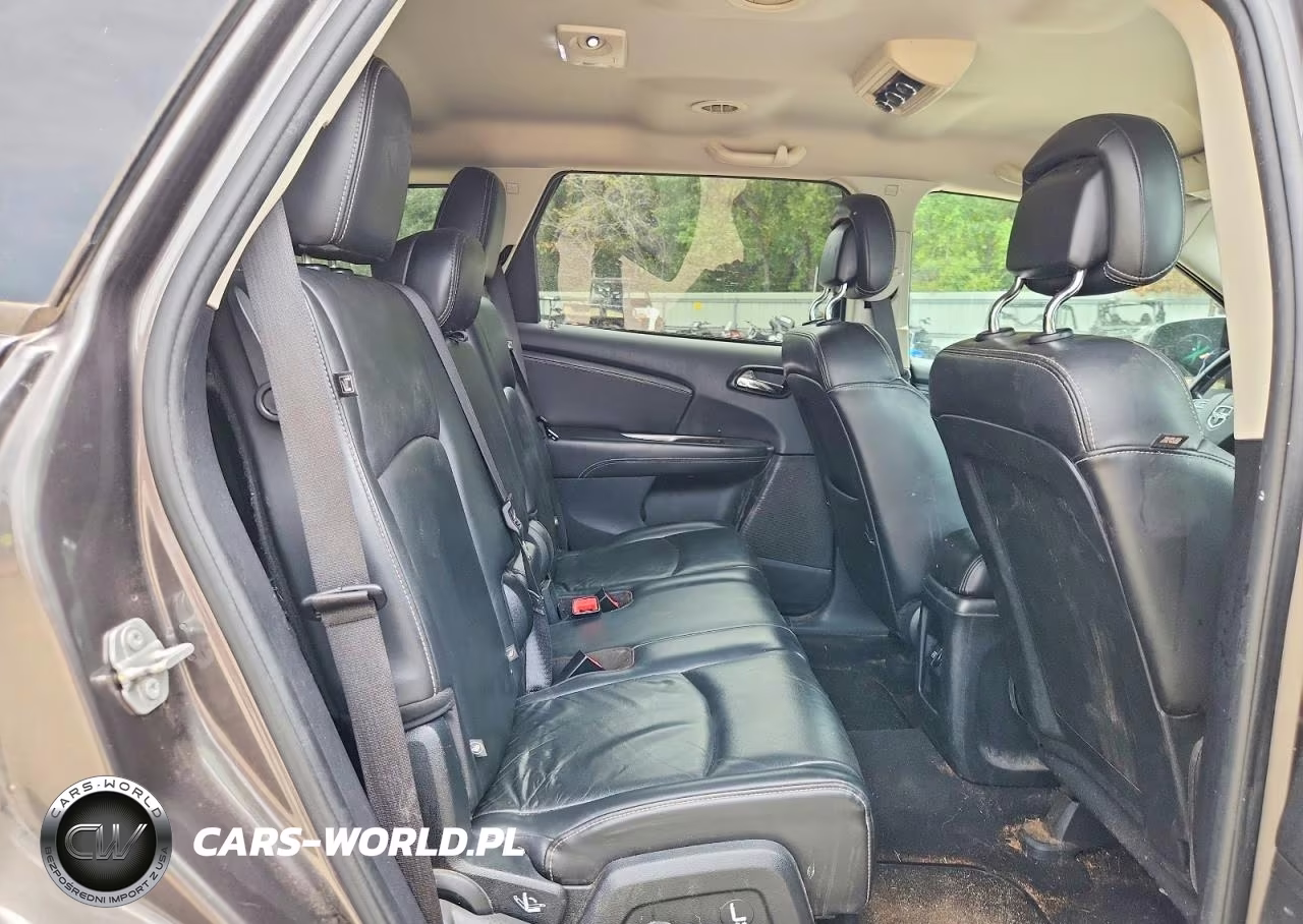 2016 Dodge Journey Crossroad VIN:3C4PDCGB1GT240490 - 11