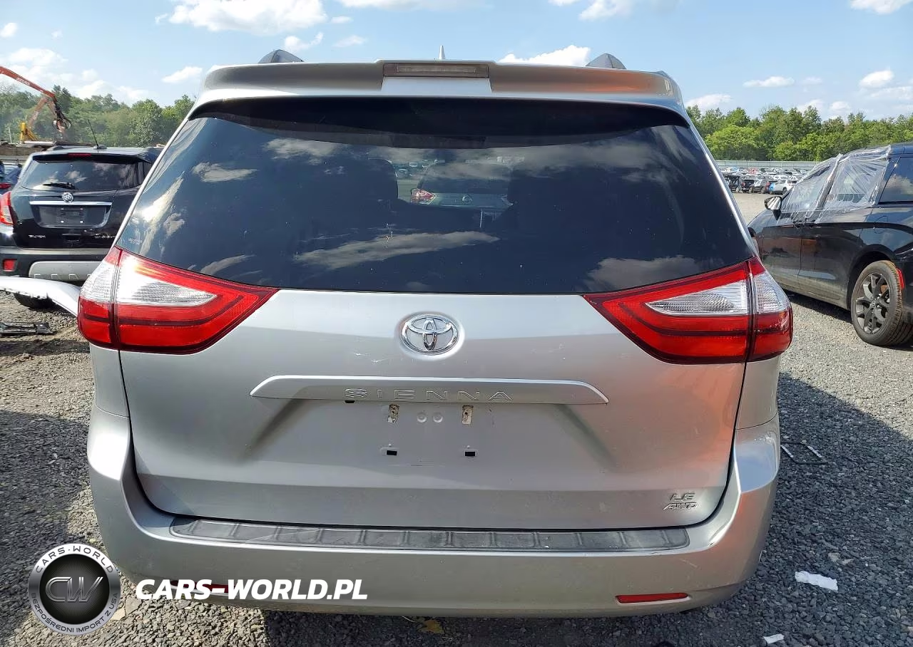 2019 Toyota Sienna Le VIN:5TDJZ3DC5KS226227 - 6