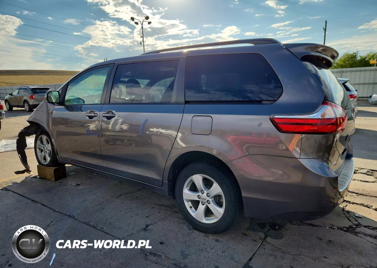 2015 Toyota Sienna Le VIN:5TDKK3DC2FS655355 - 2
