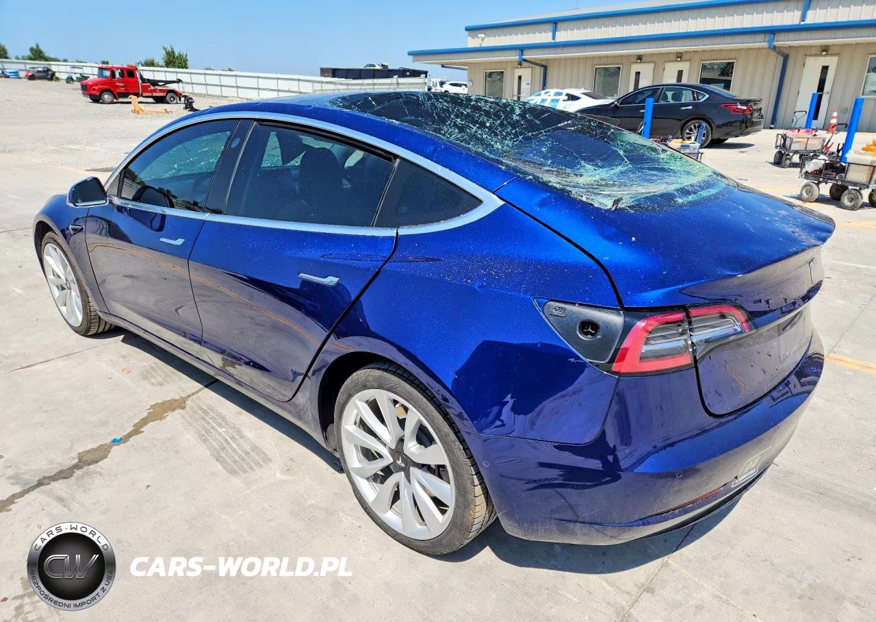 2018 Tesla Model 3 VIN:5YJ3E1EAXJF155079 - 2
