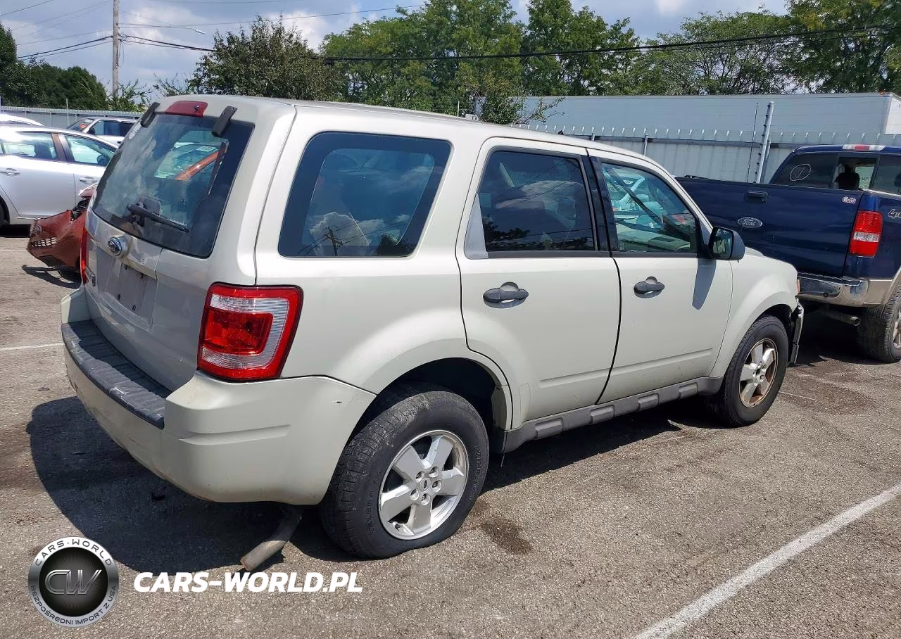 2009 Ford Escape Xls VIN:1FMCU02779KA58261 - 3
