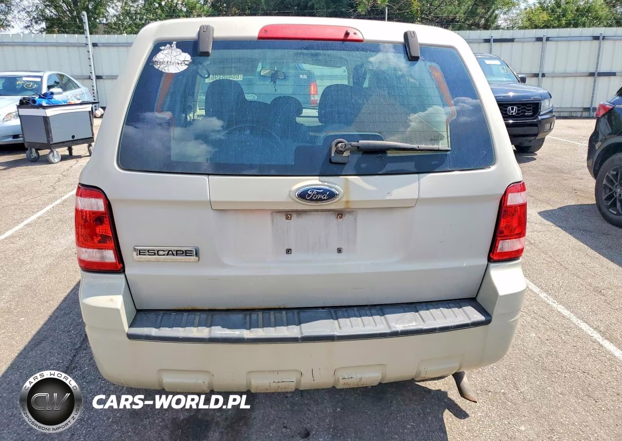 2009 Ford Escape Xls VIN:1FMCU02779KA58261 - 6
