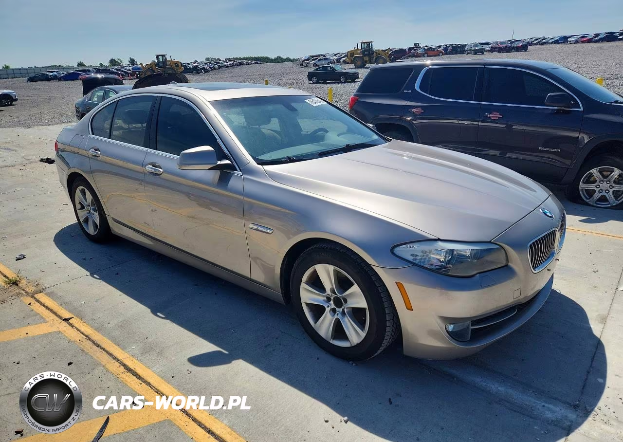 2013 BMW 528 I VIN:WBAXG5C51DD229524 - 4