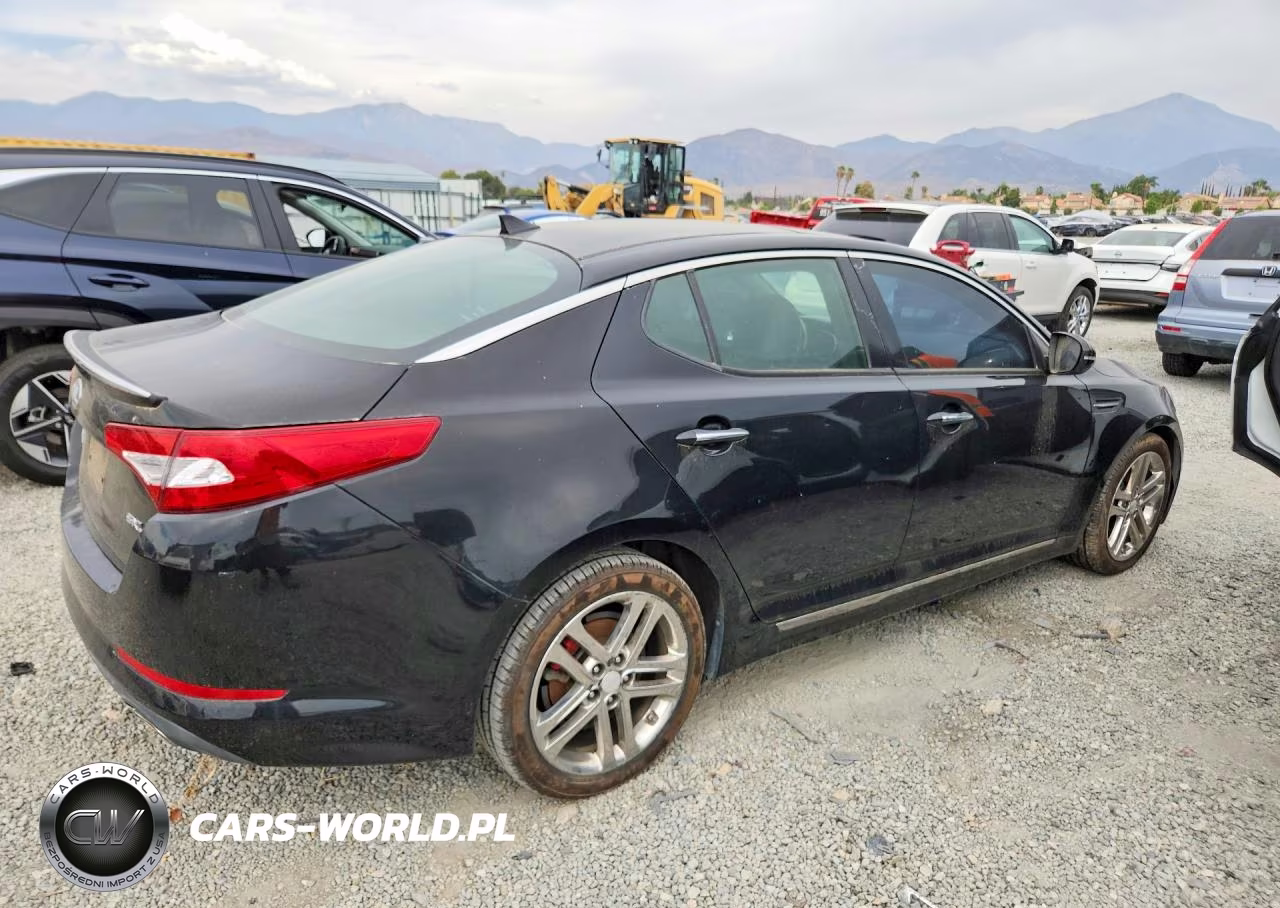 2013 Kia Optima VIN:5XXGR4A63DG129661 - 3