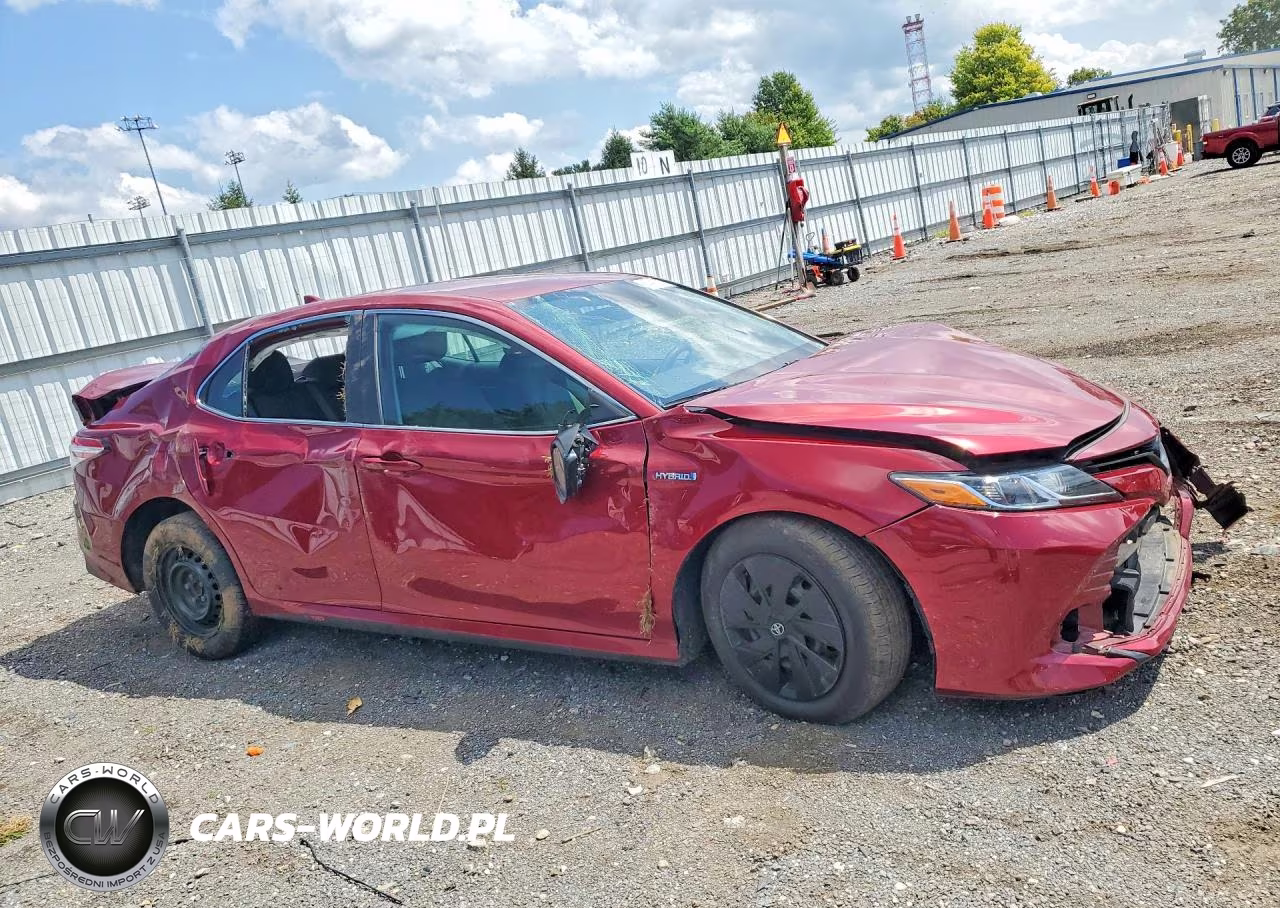 2020 Toyota Camry Le VIN:4T1C31AK4LU526053 - 4