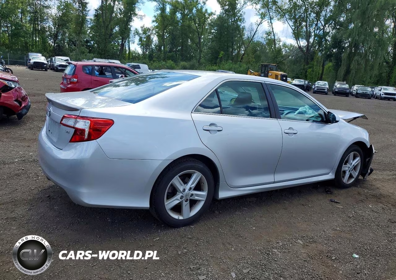 2013 Toyota Camry Se VIN:4T1BF1FKXDU649224 - 3