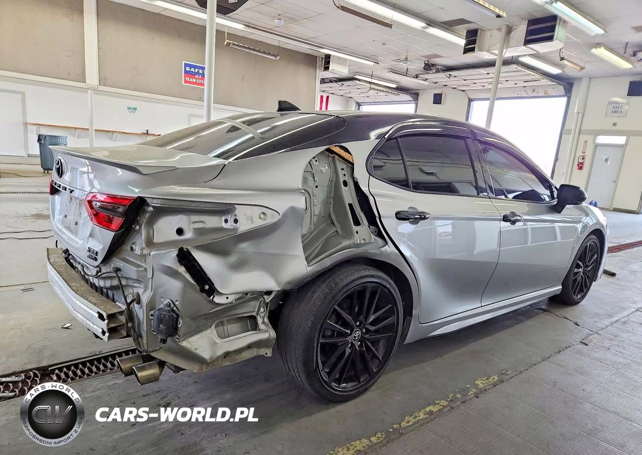 2022 Toyota Camry VIN:4T1K61BK3NU058014 - 3