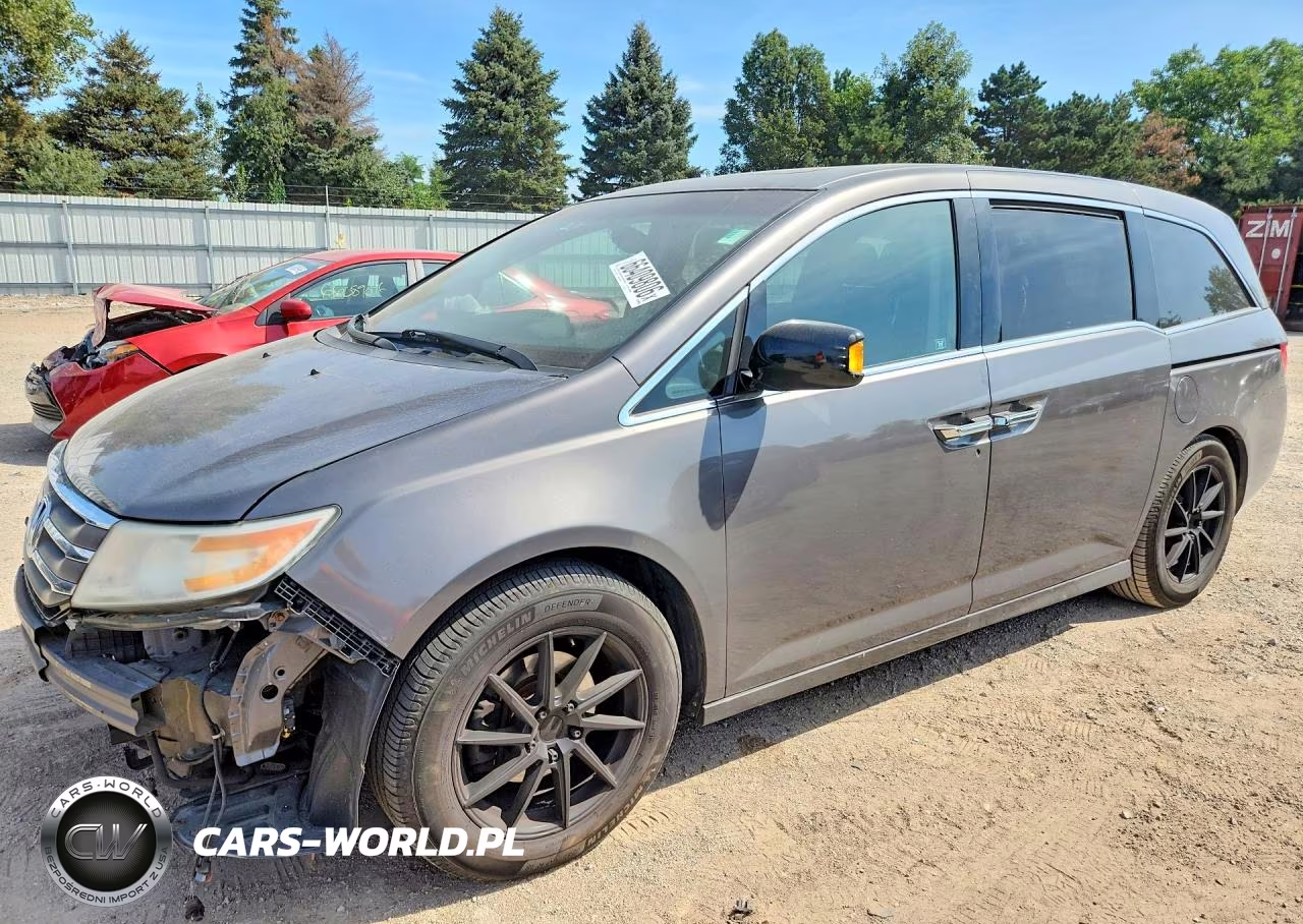 2012 Honda Odyssey Touring VIN:5FNRL5H93CB014575 - 1
